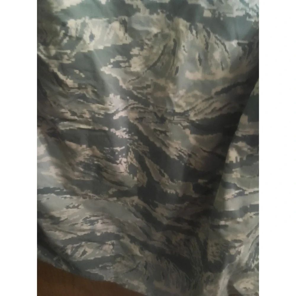 Air Force Military Camo Jacket Mens Size 44R Digital Camouflage Utility Coat